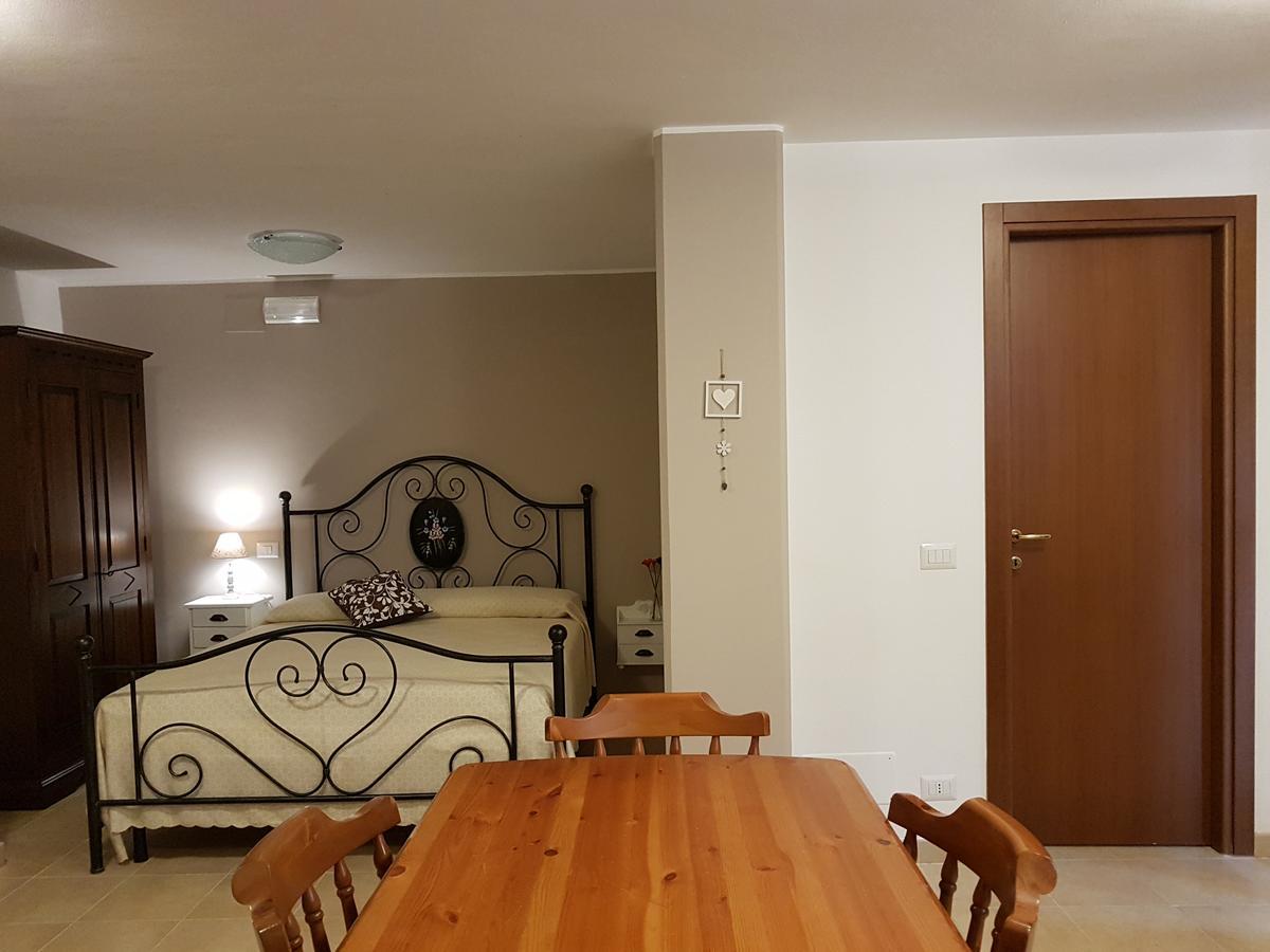 B&B Villa Sole Controguerra Екстериор снимка