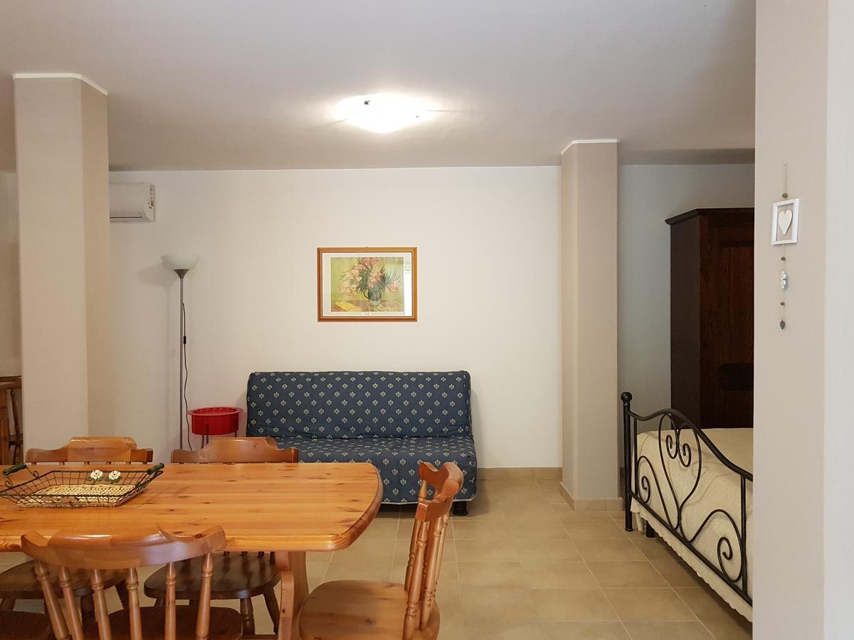 B&B Villa Sole Controguerra Екстериор снимка